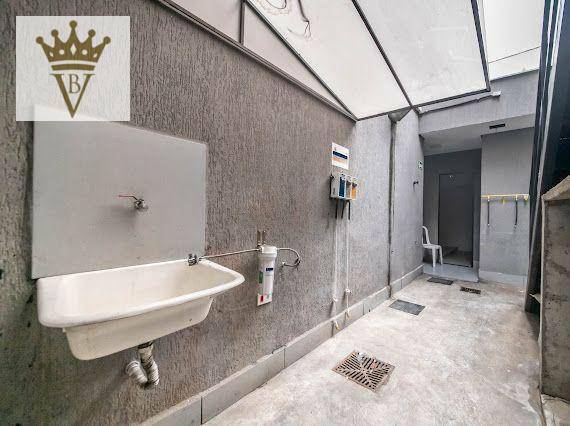 Casa à venda e aluguel com 3 quartos, 220m² - Foto 13