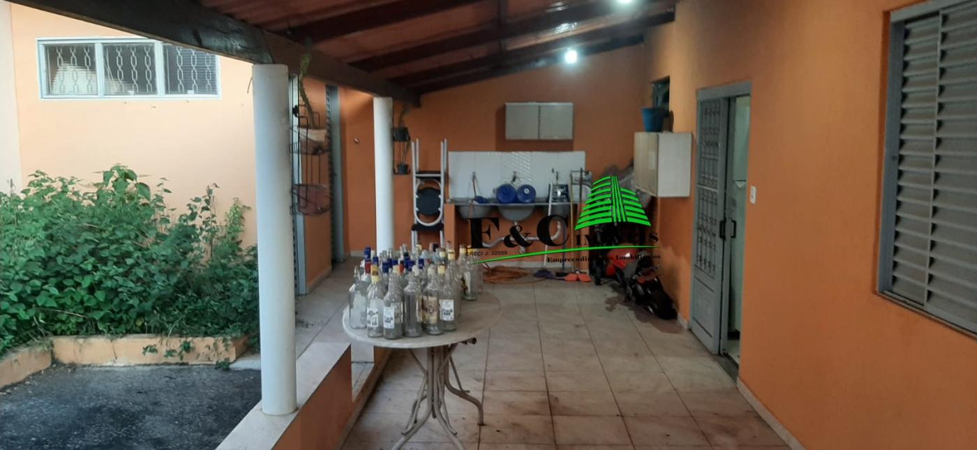 Casa à venda com 3 quartos, 200m² - Foto 17