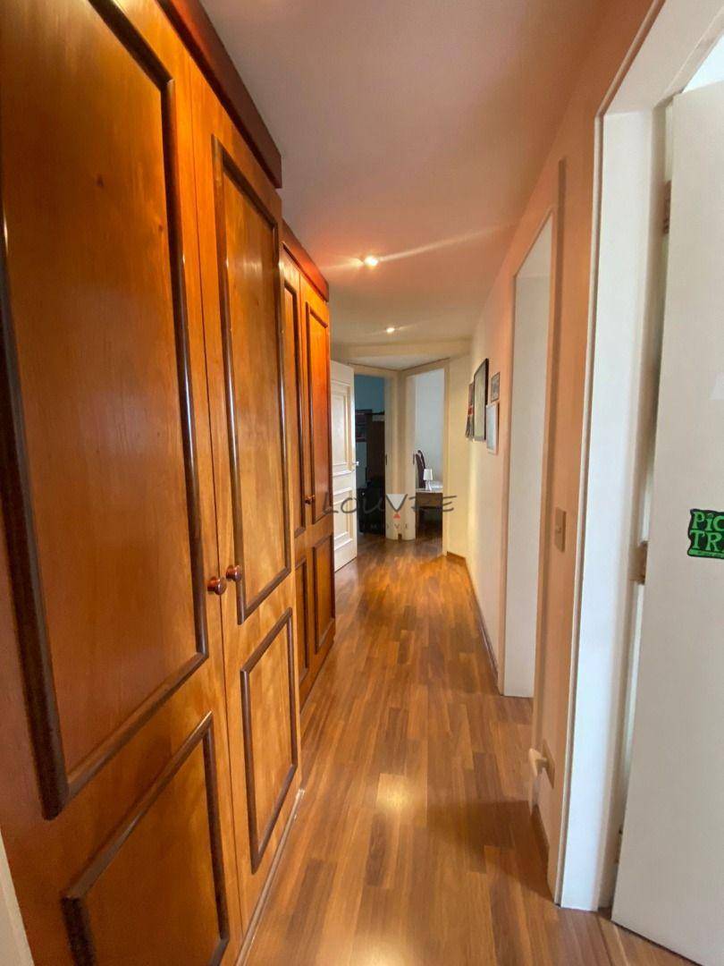 Apartamento à venda com 4 quartos, 149m² - Foto 19