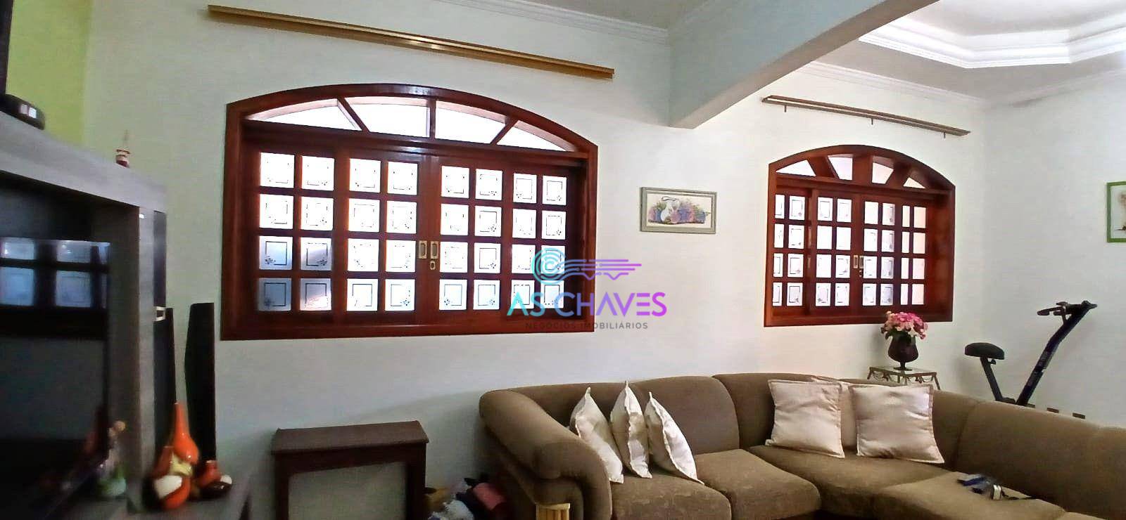 Casa, 4 quartos, 234 m² - Foto 3