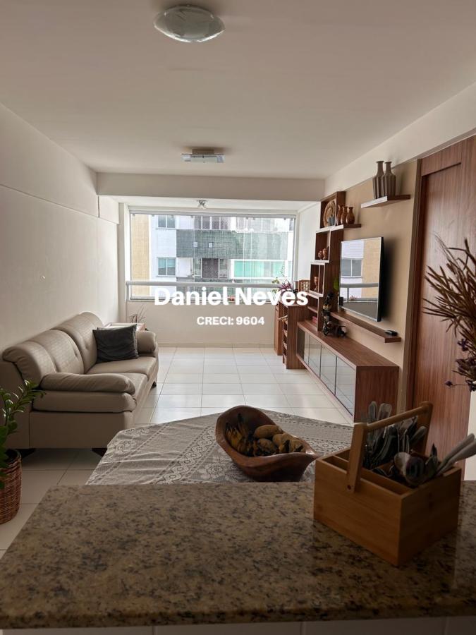 Apartamento à venda com 2 quartos, 65m² - Foto 1