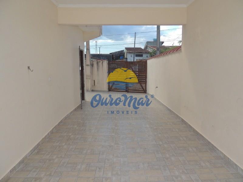 Casa à venda com 2 quartos, 65m² - Foto 9