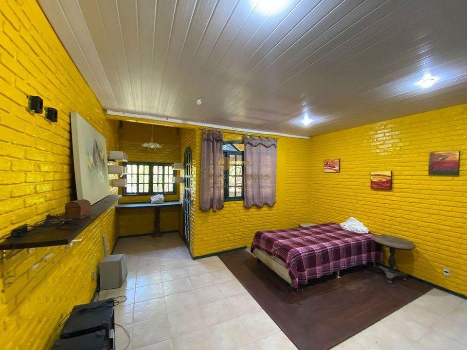 Casa à venda com 4 quartos, 200m² - Foto 26