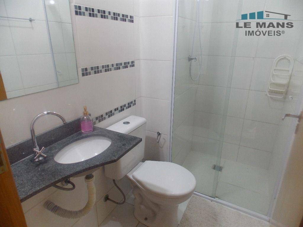 Apartamento à venda com 2 quartos, 60m² - Foto 17