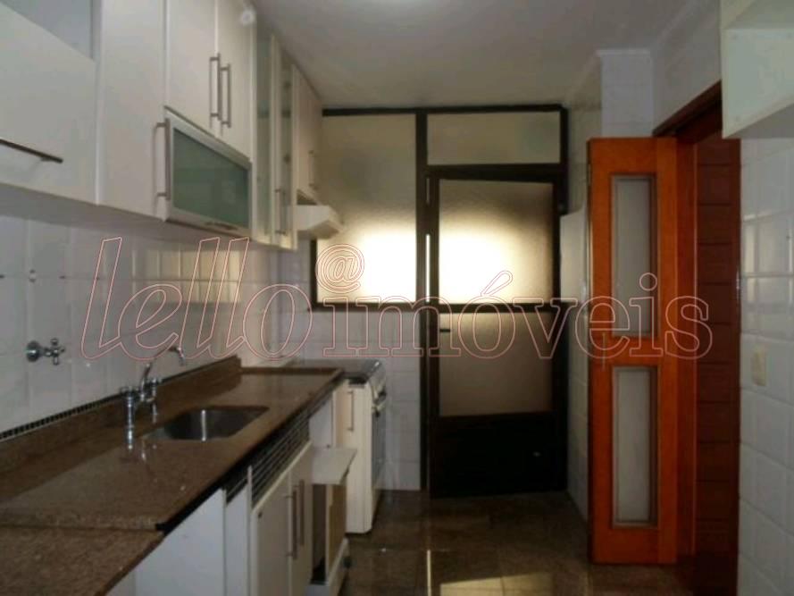 Apartamento para alugar com 3 quartos, 110m² - Foto 14