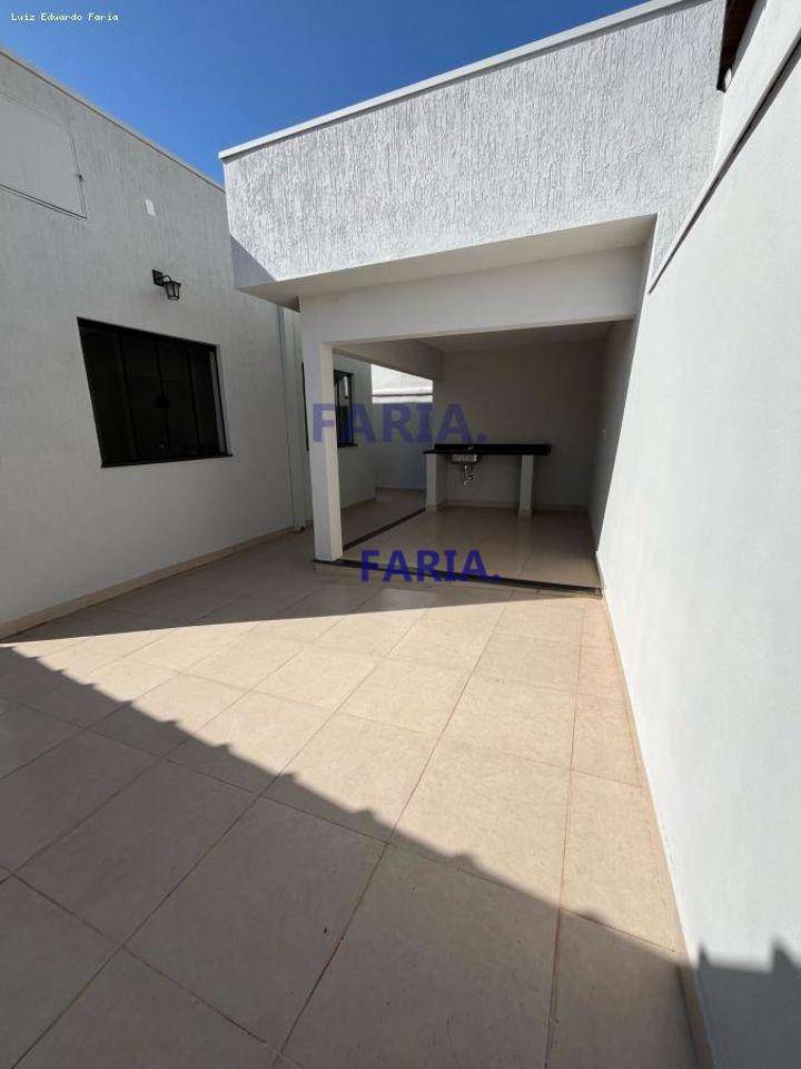 Casa à venda com 3 quartos, 155m² - Foto 15