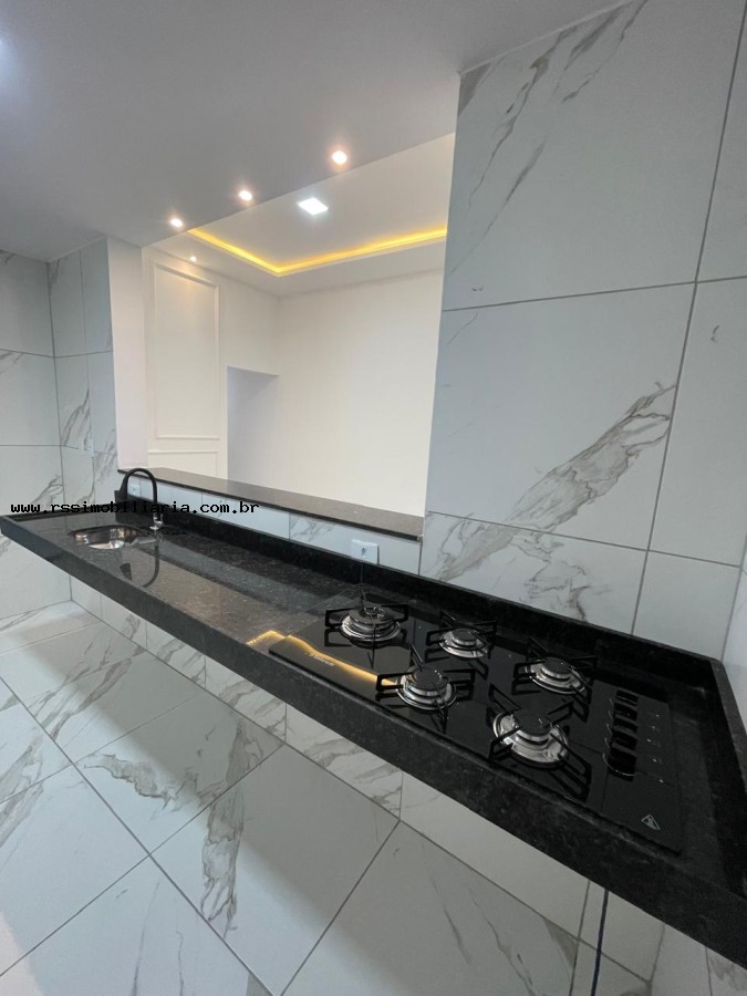 Casa à venda com 2 quartos, 56m² - Foto 3