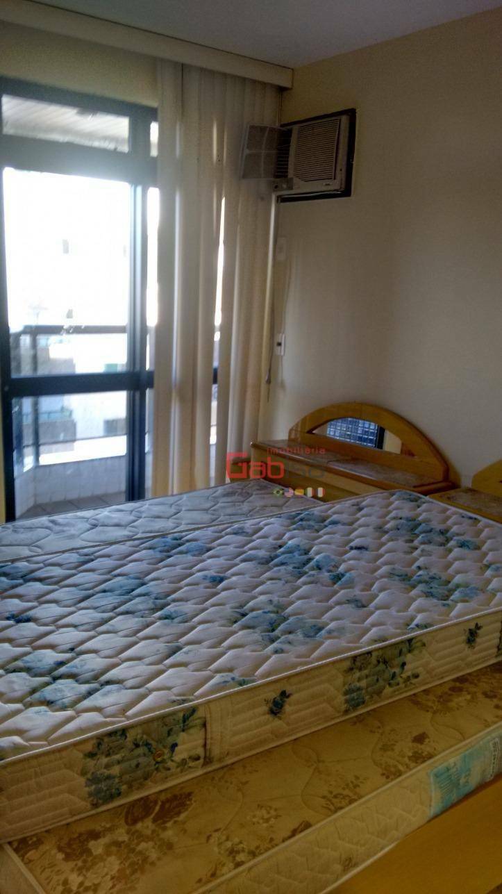 Apartamento à venda com 4 quartos, 180m² - Foto 12