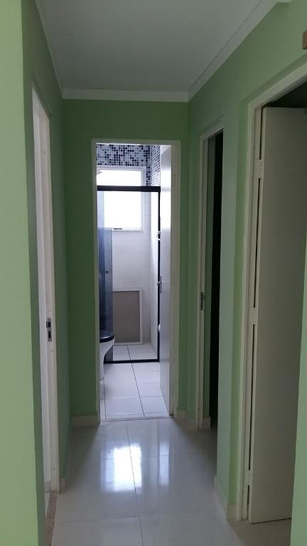 Apartamento à venda com 2 quartos, 45m² - Foto 2