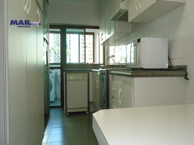 Apartamento à venda com 3 quartos, 200m² - Foto 19