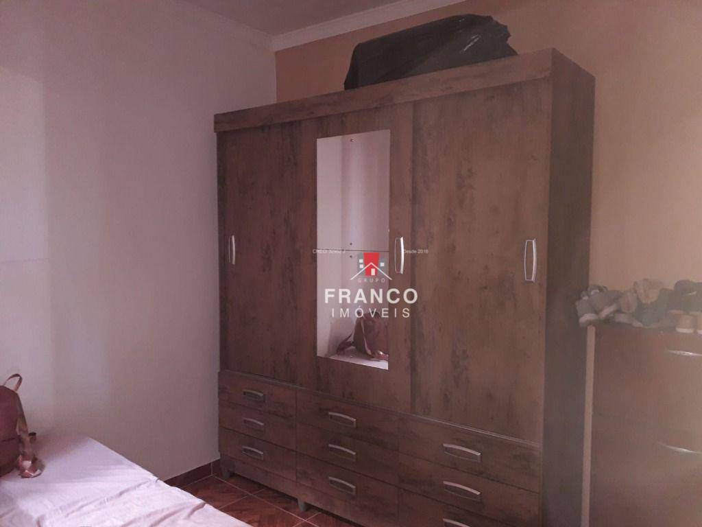 Casa à venda com 4 quartos, 184m² - Foto 23