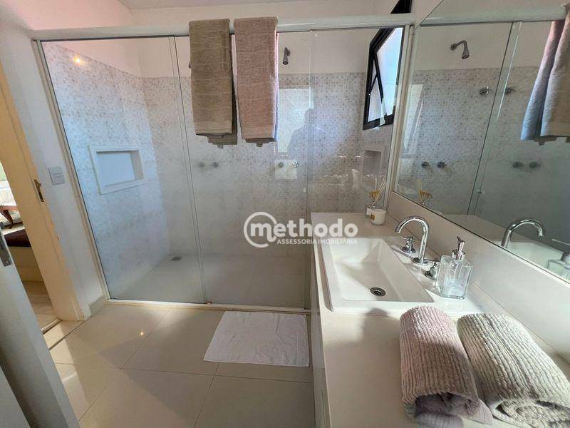 Casa de Condomínio à venda com 3 quartos, 250m² - Foto 19