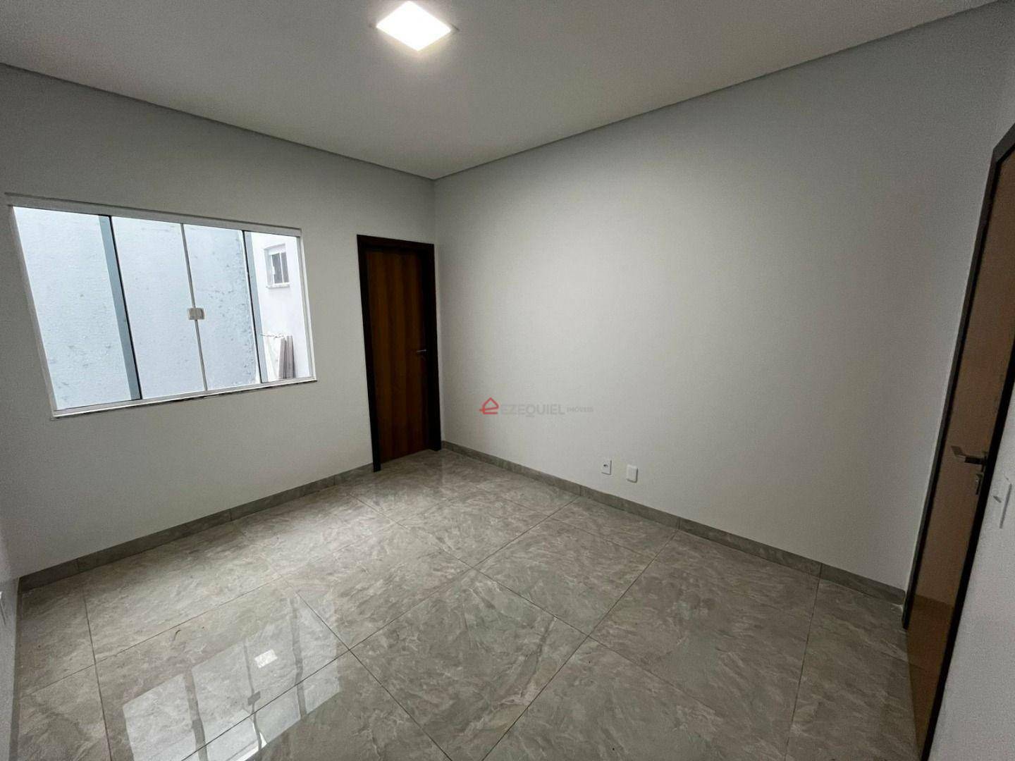 Casa à venda com 3 quartos, 165m² - Foto 12