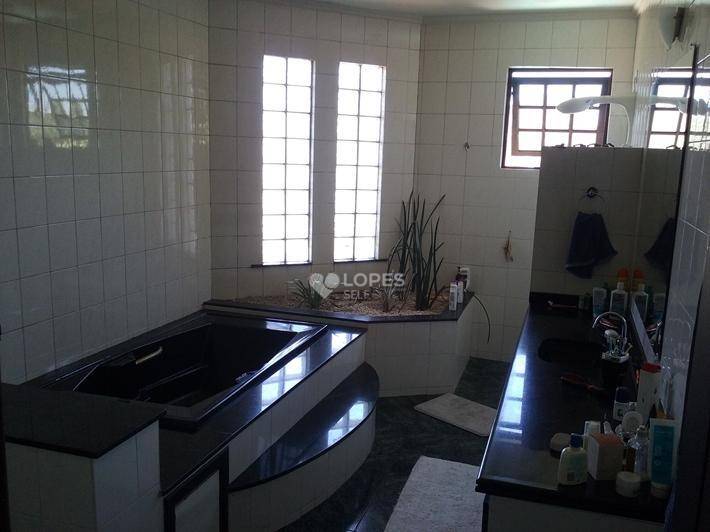 Casa de Condomínio à venda com 5 quartos, 412m² - Foto 18