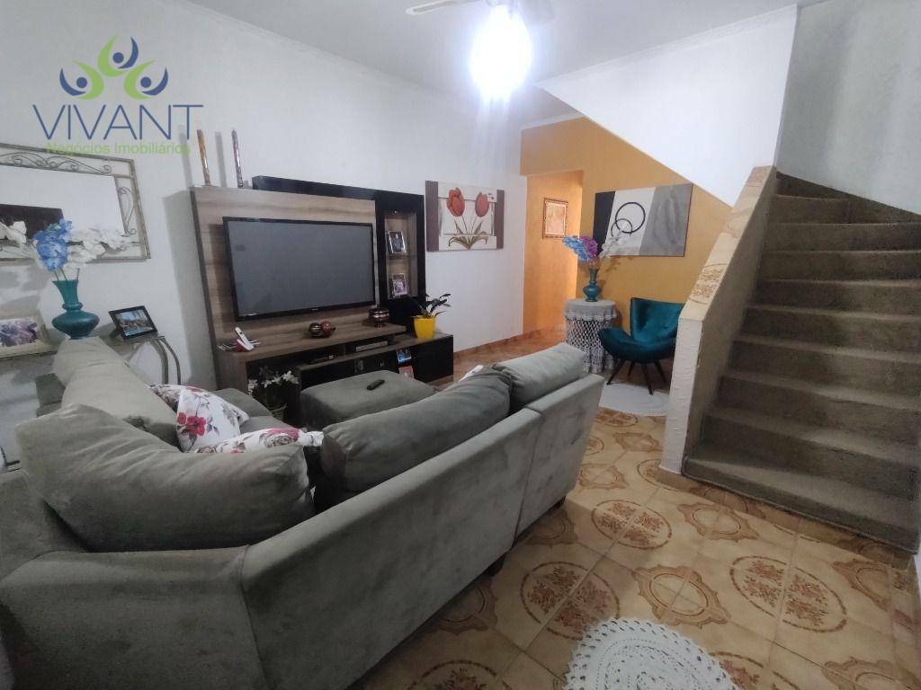 Sobrado à venda com 3 quartos, 153m² - Foto 2