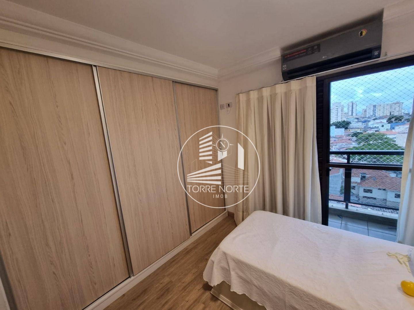 Apartamento à venda com 3 quartos, 145m² - Foto 3