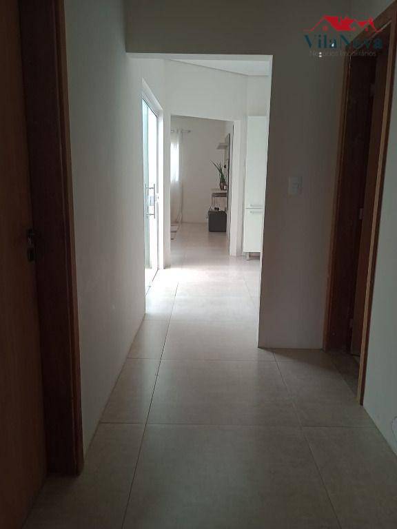 Casa à venda com 3 quartos, 199m² - Foto 4