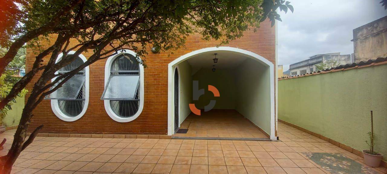 Casa, 4 quartos, 177 m² - Foto 3