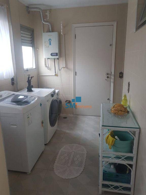 Apartamento à venda com 3 quartos, 198m² - Foto 10