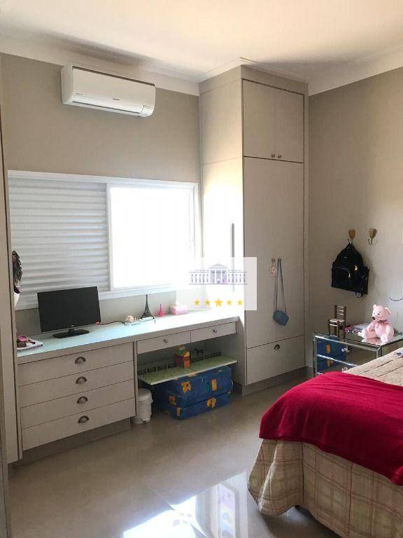 Casa de Condomínio à venda com 3 quartos, 237m² - Foto 12