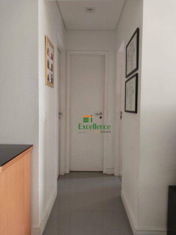 Apartamento à venda com 2 quartos, 68m² - Foto 13