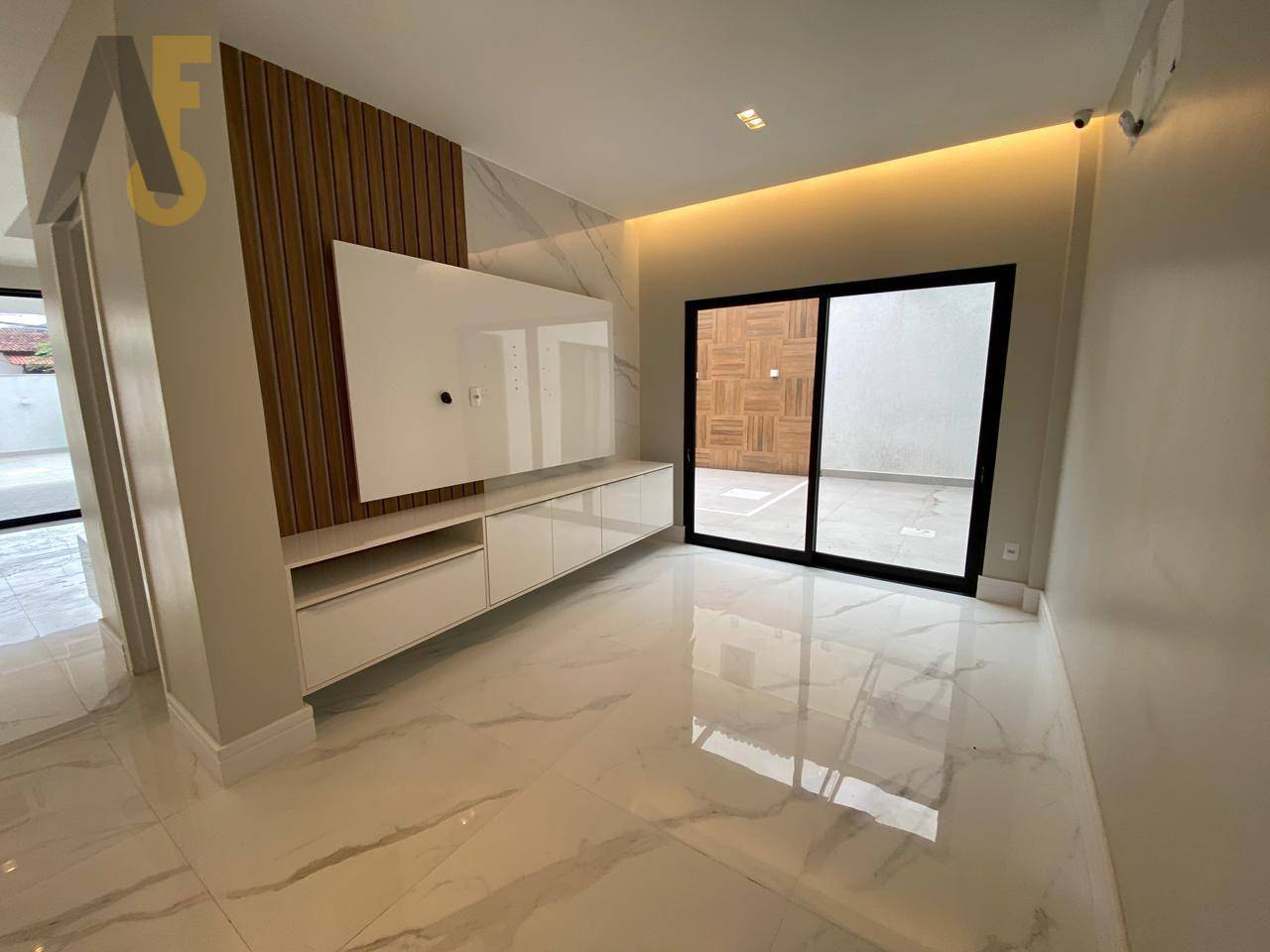 Casa de Condomínio à venda com 5 quartos, 308m² - Foto 14