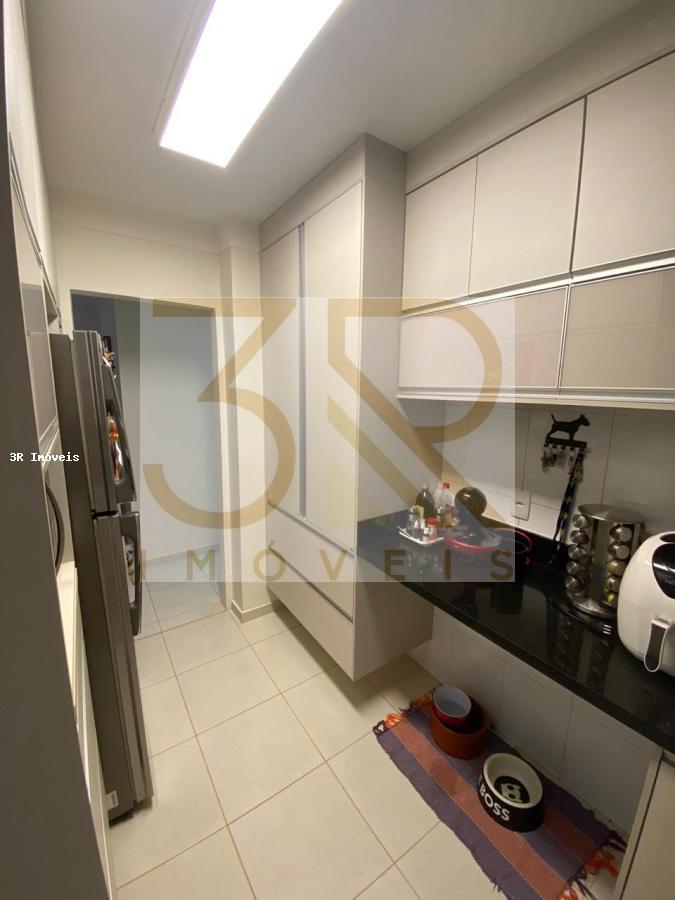 Apartamento à venda com 3 quartos, 100m² - Foto 9