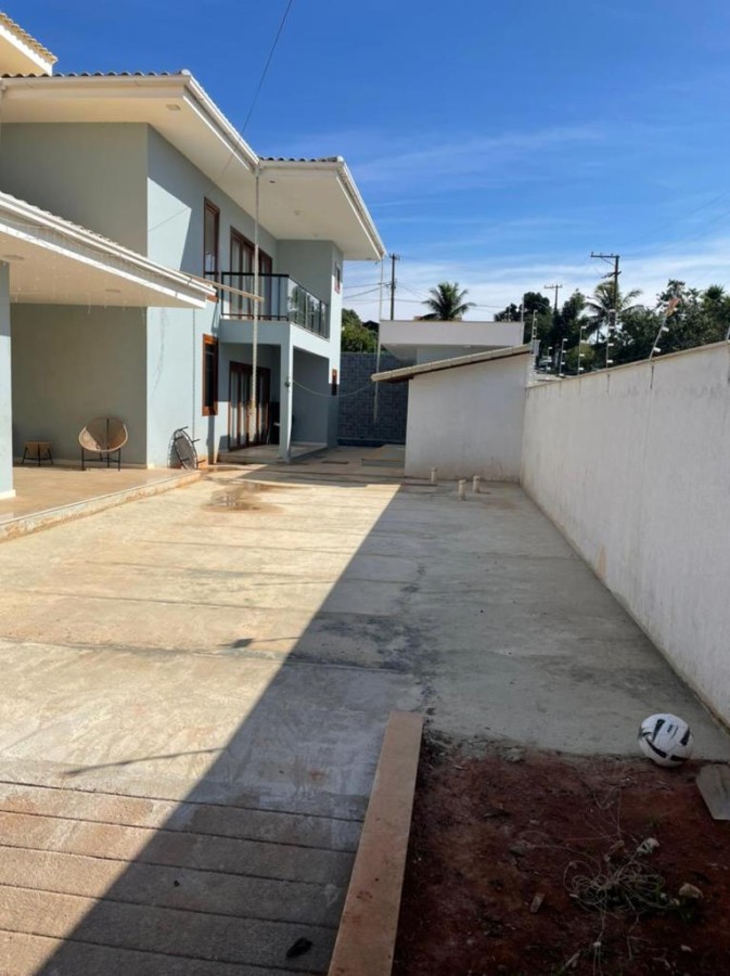 Casa à venda com 4 quartos, 485m² - Foto 2