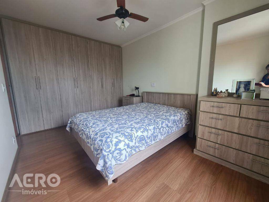 Apartamento à venda com 3 quartos, 128m² - Foto 7