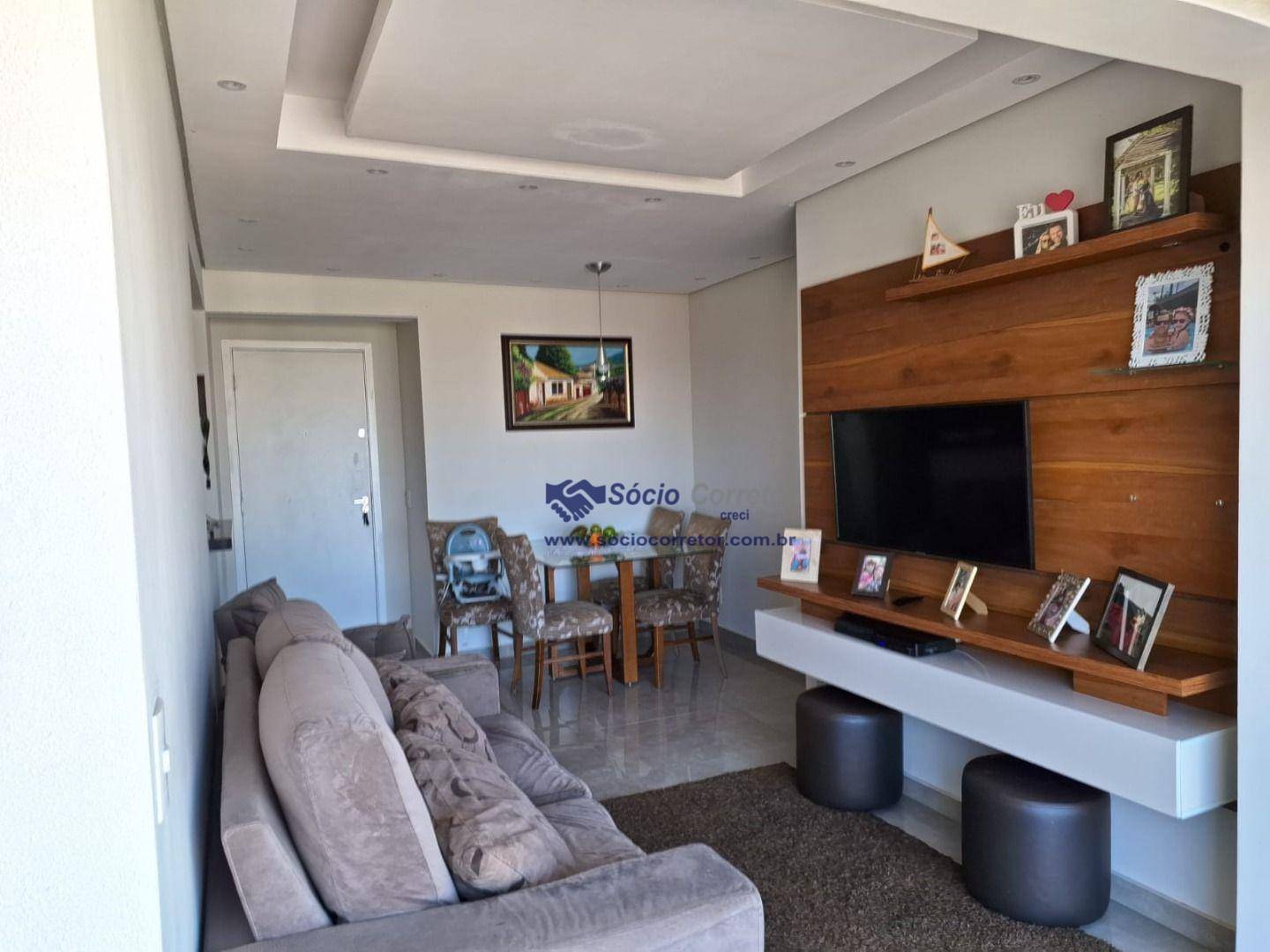 Apartamento à venda com 2 quartos, 62m² - Foto 2