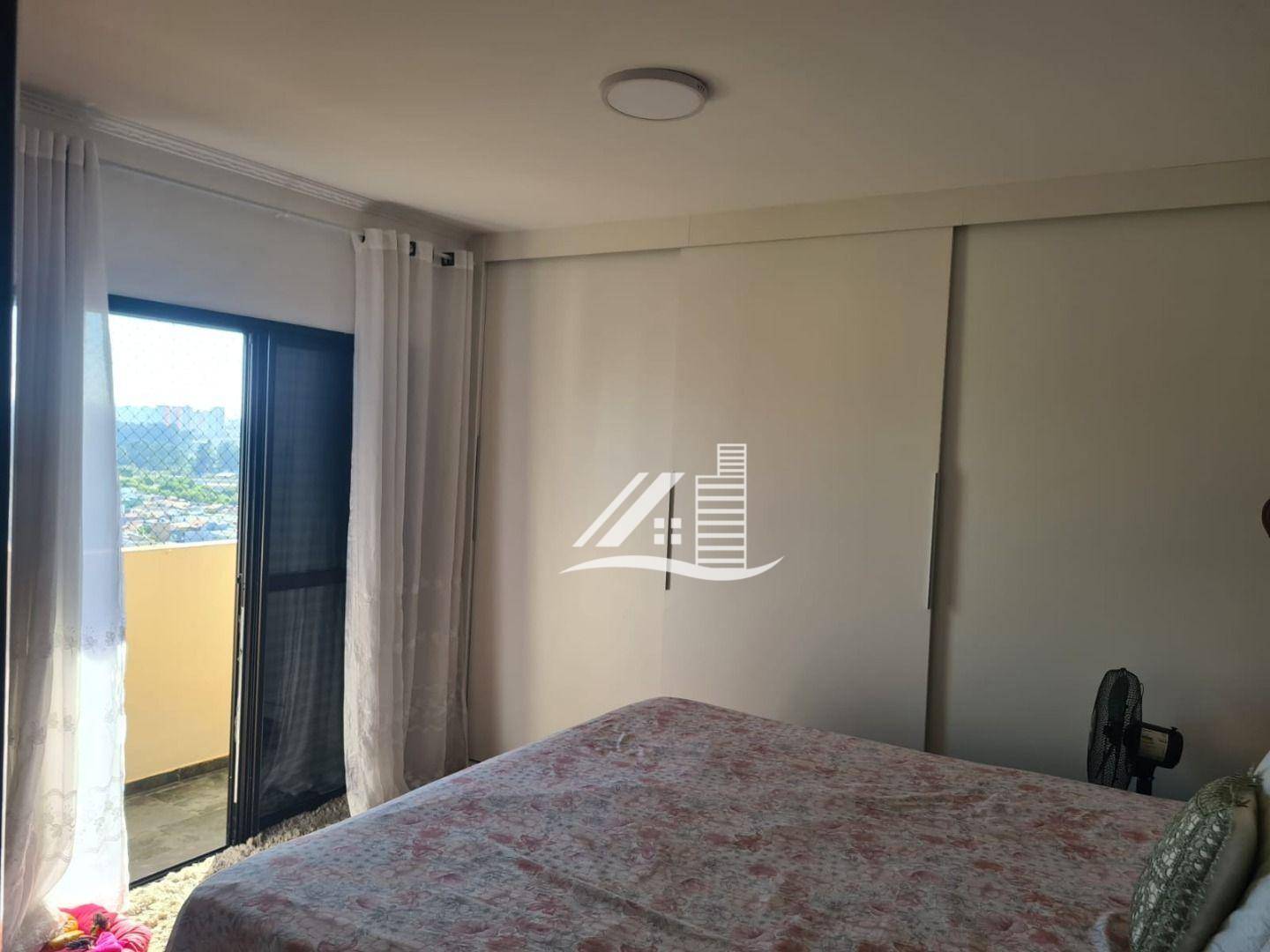 Apartamento à venda com 3 quartos, 135m² - Foto 11