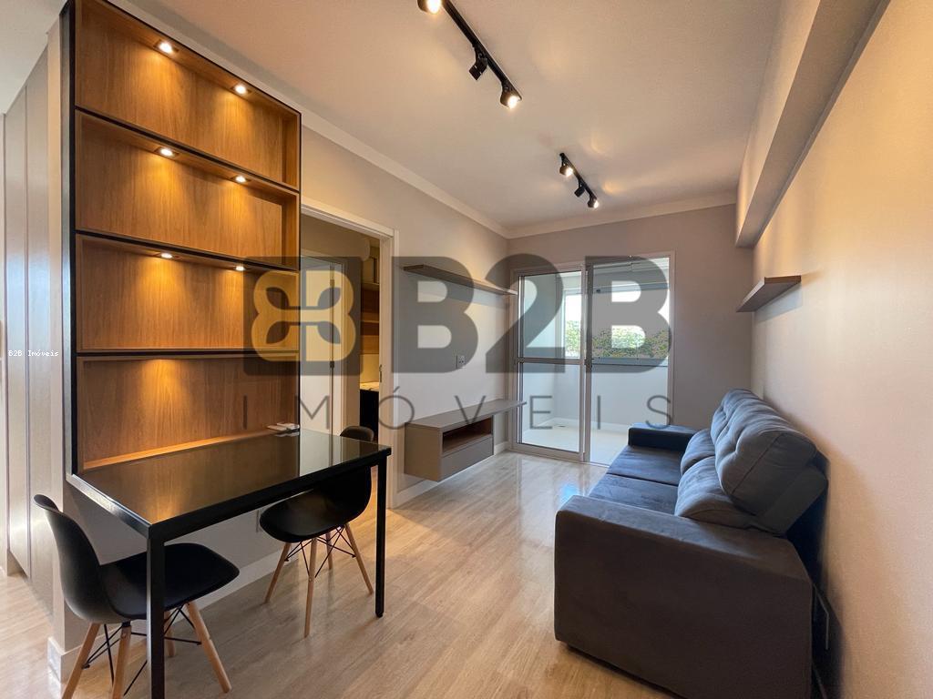 Apartamento para alugar com 1 quarto, 40m² - Foto 1