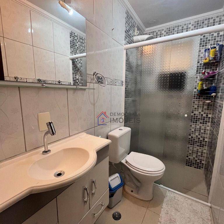 Apartamento à venda com 2 quartos, 72m² - Foto 24