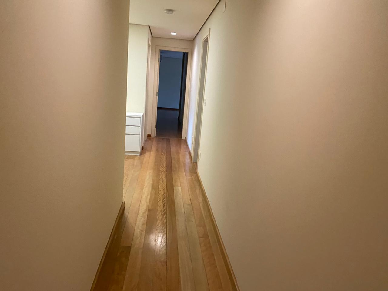 Apartamento à venda com 4 quartos, 311m² - Foto 2