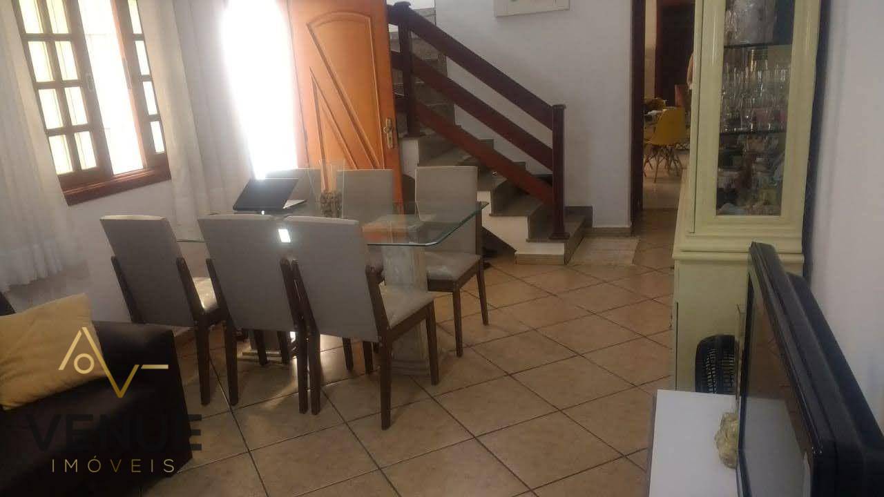 Sobrado à venda com 3 quartos, 109m² - Foto 2