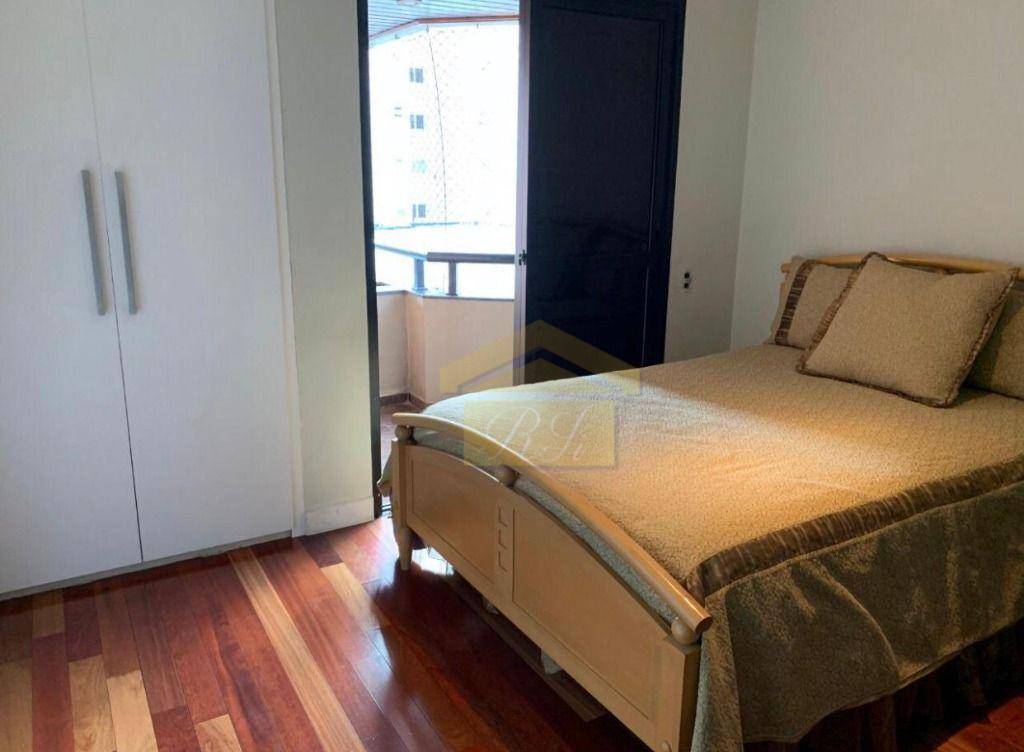 Apartamento à venda com 4 quartos, 227m² - Foto 12