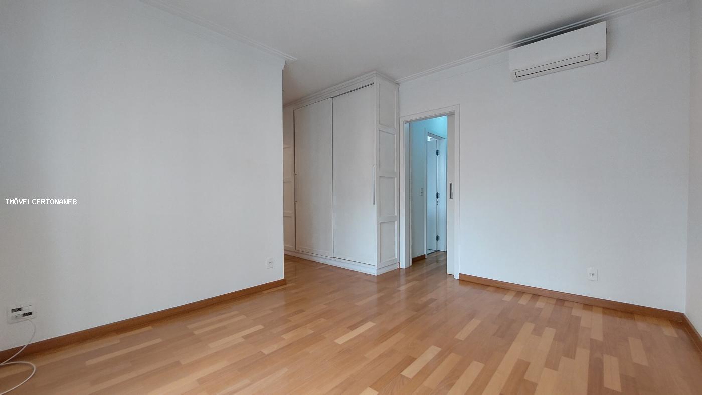 Apartamento à venda com 4 quartos, 238m² - Foto 39