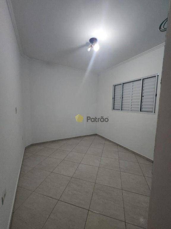 Sobrado à venda com 3 quartos, 160m² - Foto 17