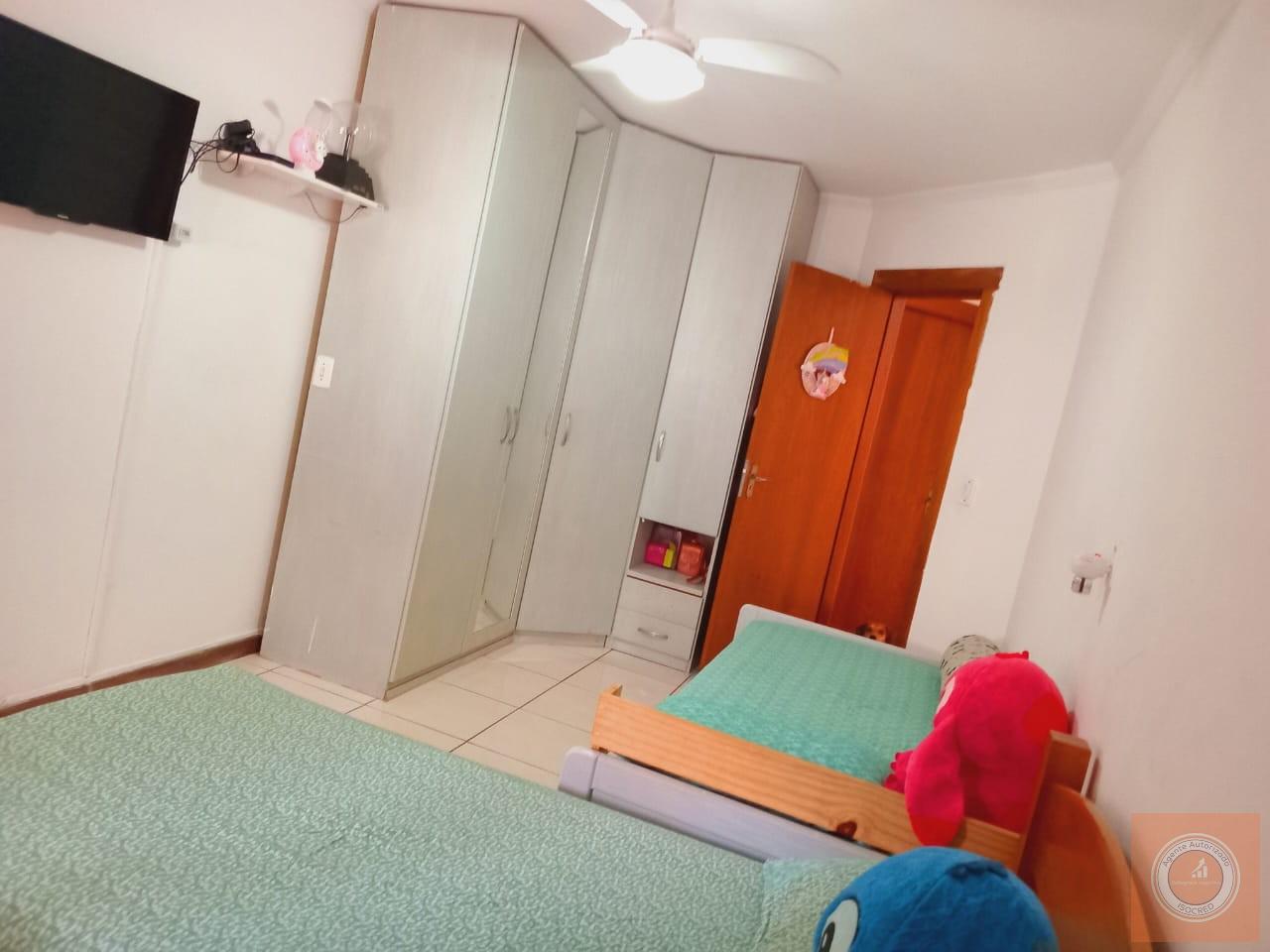 Casa à venda com 2 quartos, 62m² - Foto 11