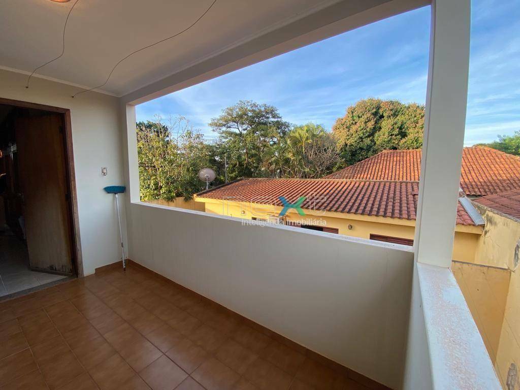 Casa à venda com 5 quartos, 307m² - Foto 18