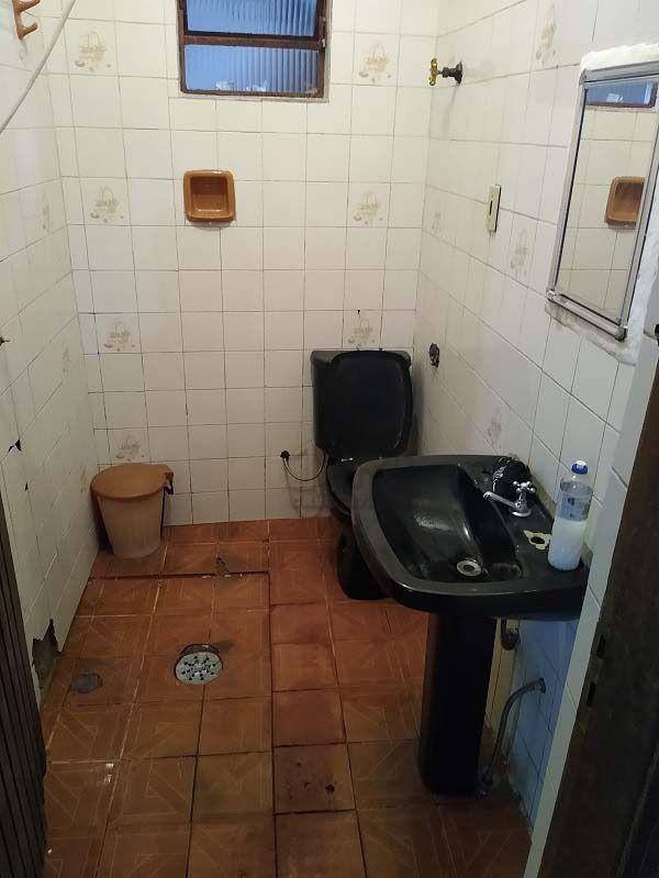 Casa à venda com 2 quartos, 200m² - Foto 7