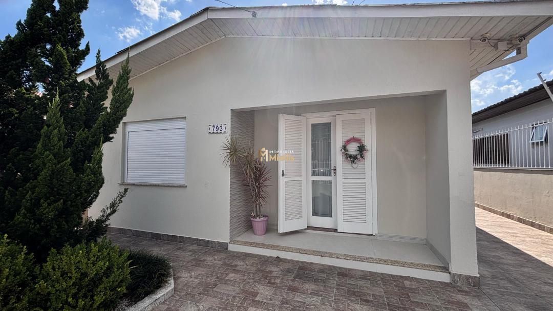 Casa à venda com 3 quartos, 168m² - Foto 3