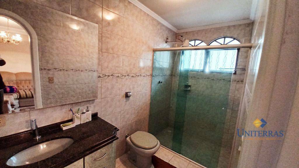 Sobrado à venda com 3 quartos, 219m² - Foto 15