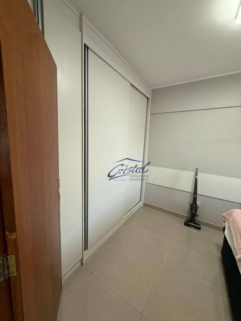 Apartamento à venda com 3 quartos, 135m² - Foto 24