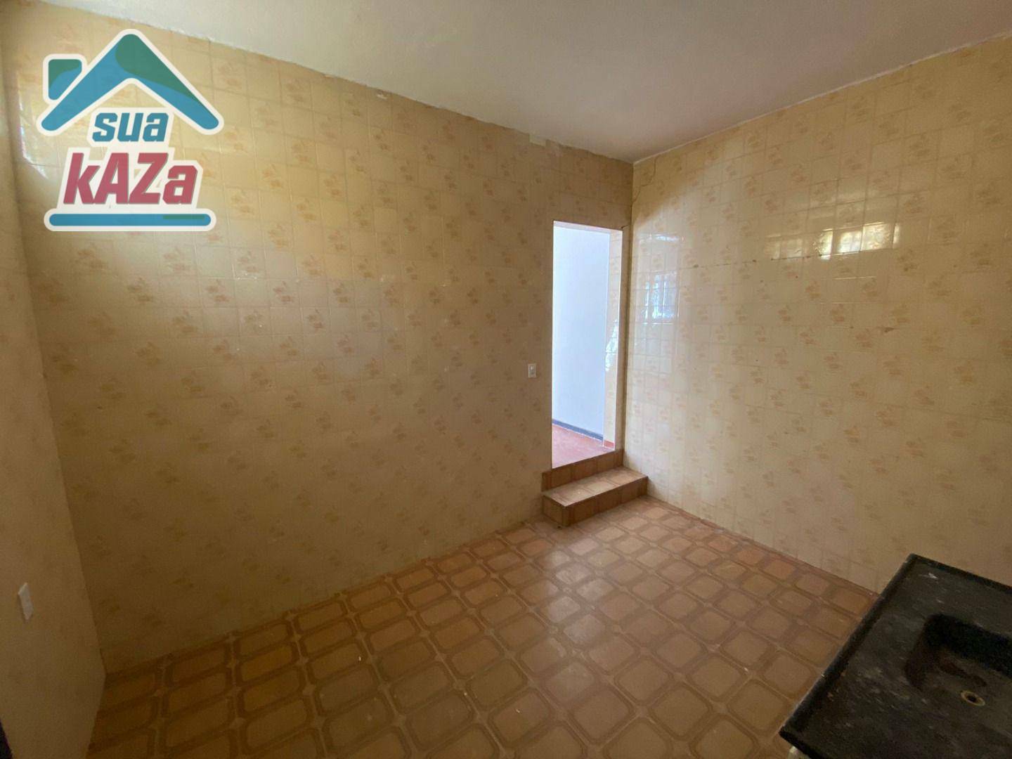 Casa para alugar com 1 quarto, 70m² - Foto 4