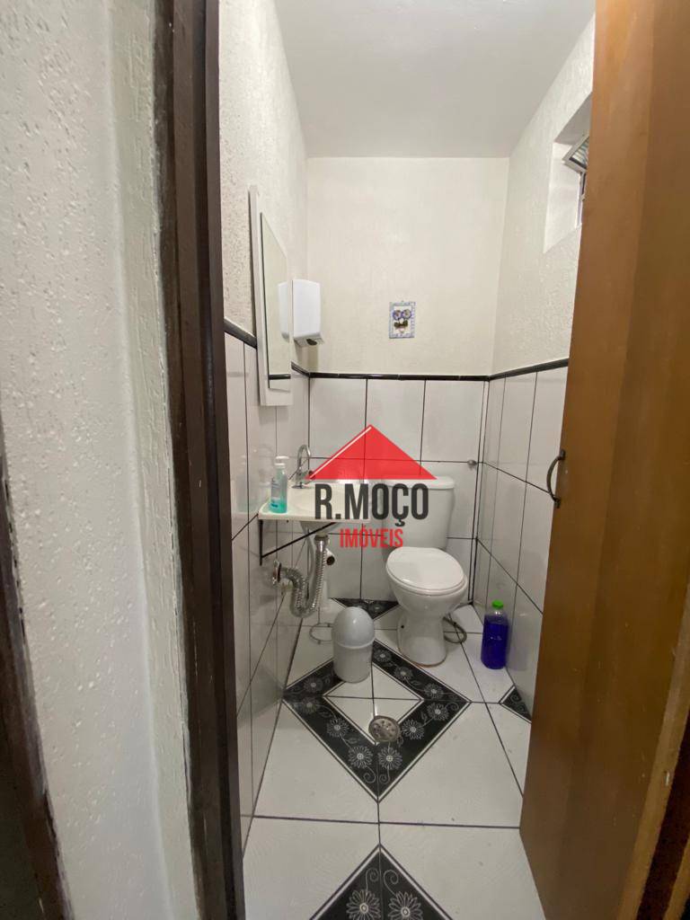 Sobrado à venda com 4 quartos, 250m² - Foto 22