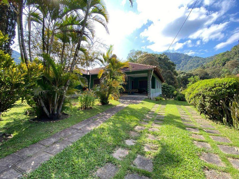 Casa à venda com 4 quartos, 1920m² - Foto 1