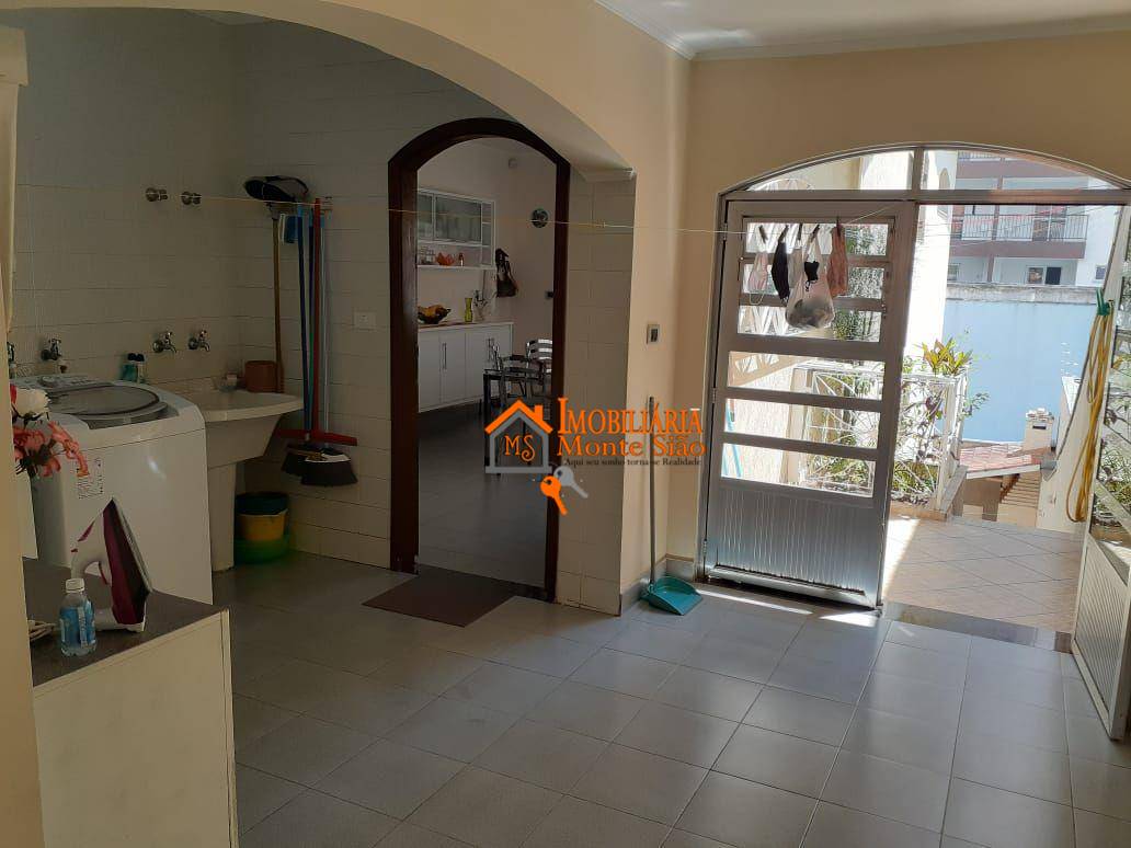 Casa à venda com 3 quartos, 398m² - Foto 11