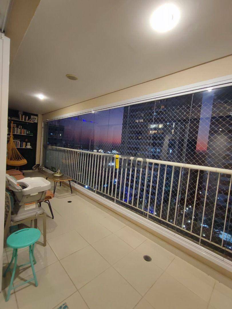 Apartamento à venda com 3 quartos, 131m² - Foto 6