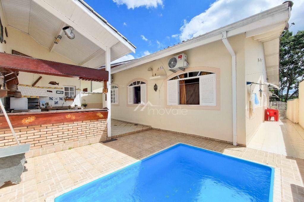 Casa de Condomínio à venda com 4 quartos, 185m² - Foto 29